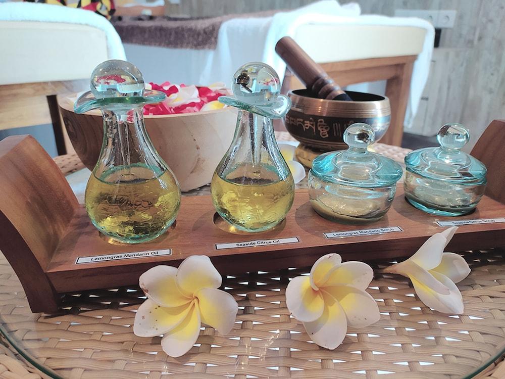 The Capital Hotel And Resort Seminyak Экстерьер фото