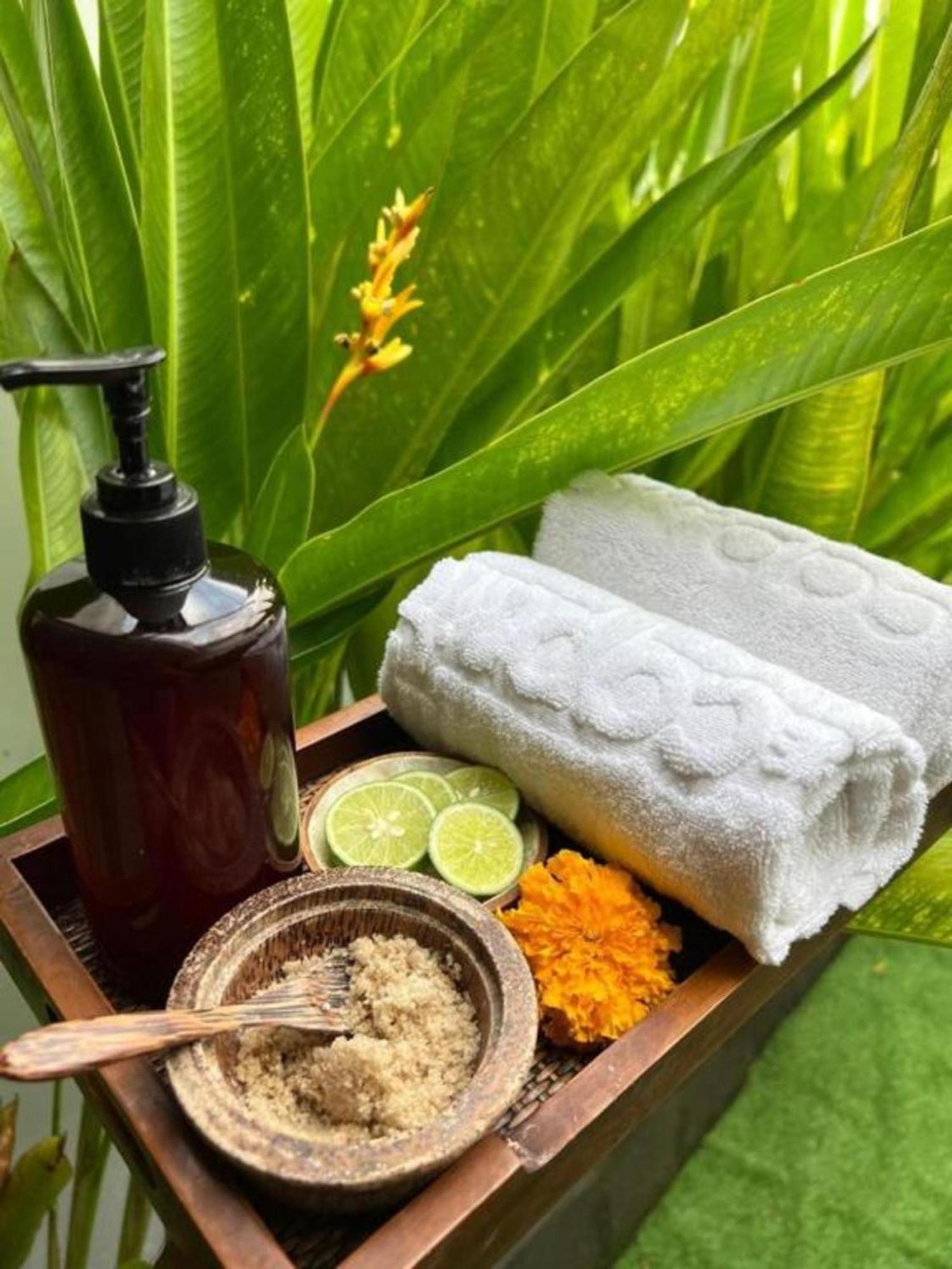 The Capital Hotel And Resort Seminyak Экстерьер фото