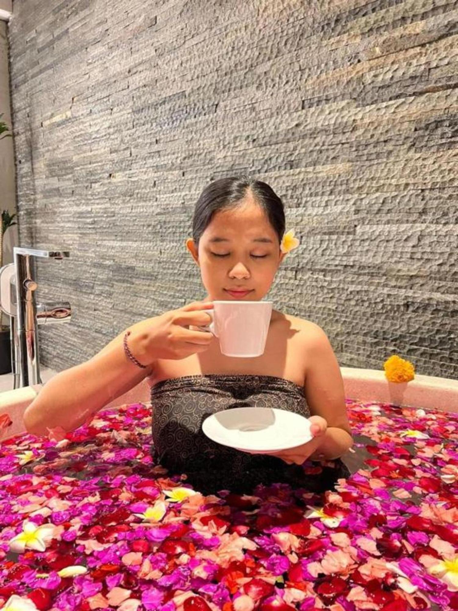 The Capital Hotel And Resort Seminyak Экстерьер фото
