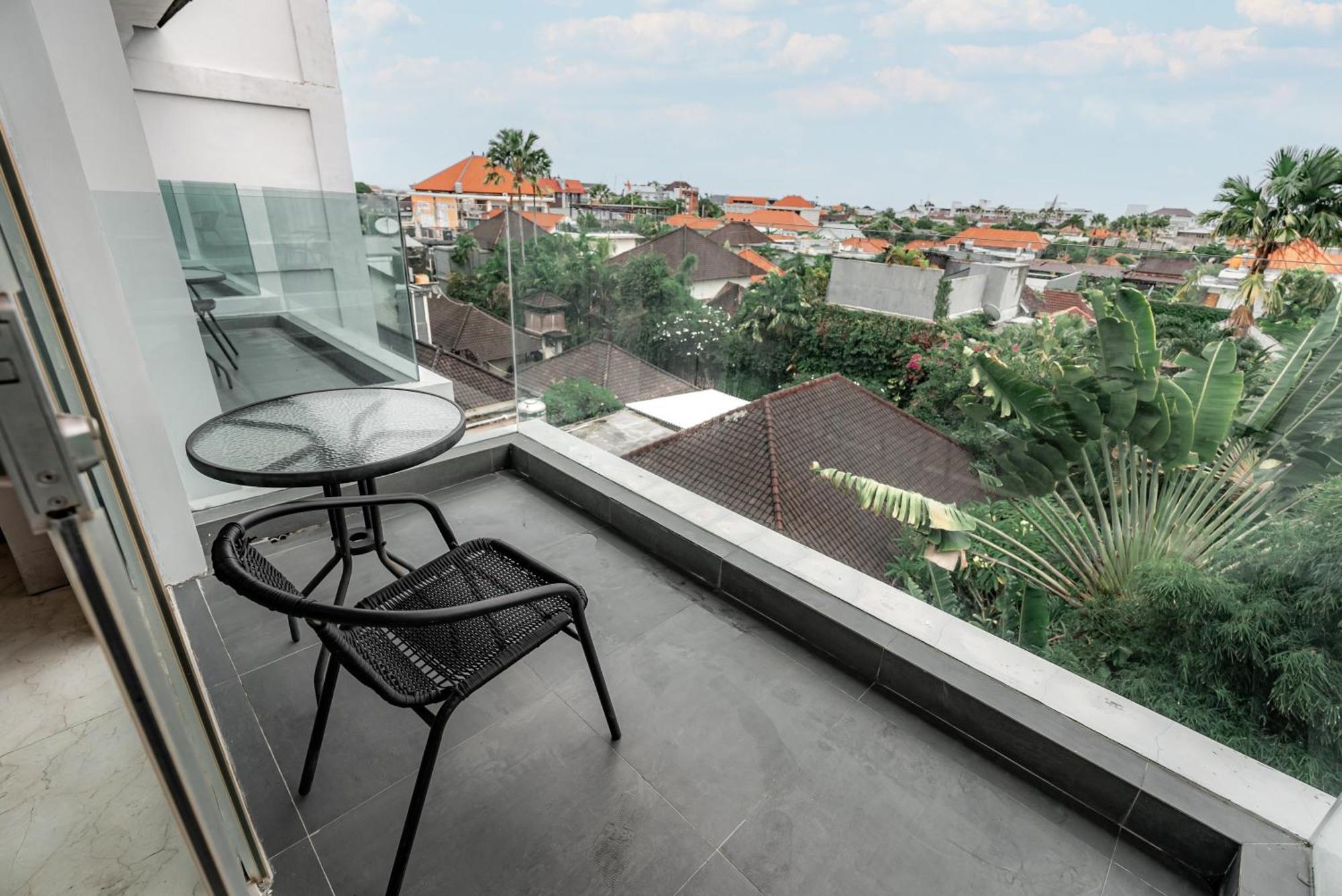 The Capital Hotel And Resort Seminyak Экстерьер фото